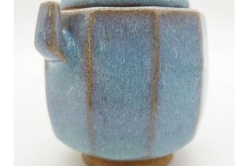中里重利　鈞窯　水色の釉薬に魅せられる香炉(三玄窯、香爐、唐津焼、仏具、茶道具、落款印、共箱付き)(R-079747)