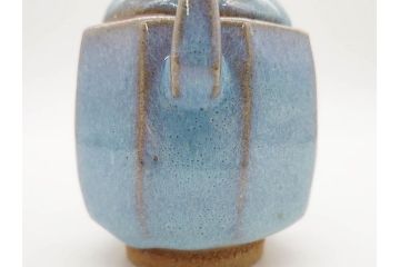 中里重利　鈞窯　水色の釉薬に魅せられる香炉(三玄窯、香爐、唐津焼、仏具、茶道具、落款印、共箱付き)(R-079747)