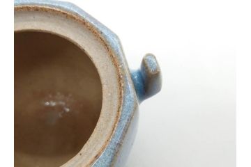 中里重利　鈞窯　水色の釉薬に魅せられる香炉(三玄窯、香爐、唐津焼、仏具、茶道具、落款印、共箱付き)(R-079747)