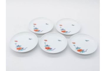 重要無形文化財　人間国宝　十三代 酒井田柿右衛門　有田焼　錦　牡丹文　約11cm　3.5寸　食卓に華やぎを添える小皿5枚セット(花、鳥、豆皿、手塩皿、和皿、和食器、共箱付き、裏印、花押、三寸五分)(R-079750)