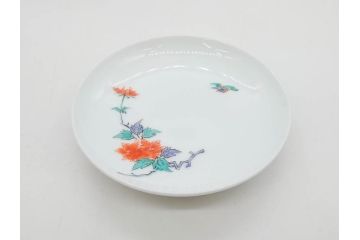 重要無形文化財　人間国宝　十三代 酒井田柿右衛門　有田焼　錦　牡丹文　約11cm　3.5寸　食卓に華やぎを添える小皿5枚セット(花、鳥、豆皿、手塩皿、和皿、和食器、共箱付き、裏印、花押、三寸五分)(R-079750)