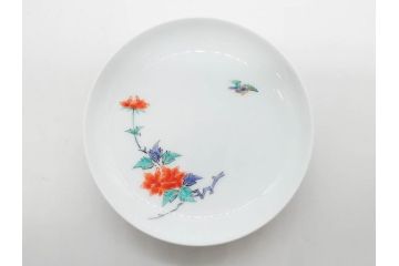 重要無形文化財　人間国宝　十三代 酒井田柿右衛門　有田焼　錦　牡丹文　約11cm　3.5寸　食卓に華やぎを添える小皿5枚セット(花、鳥、豆皿、手塩皿、和皿、和食器、共箱付き、裏印、花押、三寸五分)(R-079750)