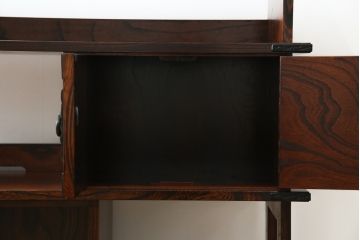 中古　岩谷堂箪笥　力強い杢目が上質な和を演出する北斗3号飾り棚(茶棚、収納棚、戸棚、サイドボード)(R-079753)
