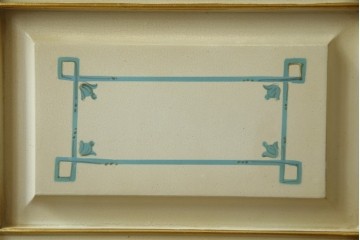 イタリアビンテージ　希少デザイン　華やかな装飾と可愛らしい色遣いが素敵なロココ調のデスク　(R-079754)