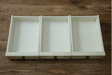 イタリアビンテージ　希少デザイン　華やかな装飾と可愛らしい色遣いが素敵なロココ調のデスク　(R-079754)