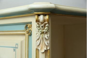 イタリアビンテージ　希少デザイン　華やかな装飾と可愛らしい色遣いが素敵なロココ調のデスク　(R-079754)