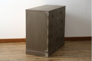 中古　美品　伝統工芸　桐屋田中製　意匠を凝らした美しい金具が魅力的な加茂総桐箪笥(総桐たんす、和たんす、衣装タンス、収納箪笥、整理箪笥、サイドチェスト、サイドボード、引き出し)(定価推定約42万)(R-079761)