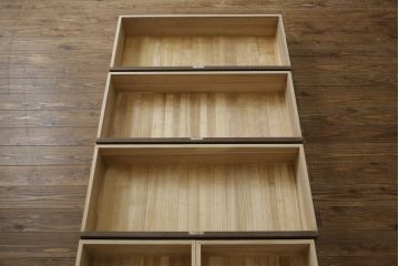 中古　美品　伝統工芸　桐屋田中製　意匠を凝らした美しい金具が魅力的な加茂総桐箪笥(総桐たんす、和たんす、衣装タンス、収納箪笥、整理箪笥、サイドチェスト、サイドボード、引き出し)(定価推定約42万)(R-079761)