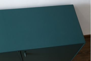中古　美品　イタリア製　i4MARIANI(クアトロ・マリアーニ)　Guido Faleschini(グイド・ファレスキーニ)デザイン　DOLMEN(ドルメン)　本革(レザー)張りの独特の風合いが楽しめるおしゃれなサイドボード(サイドキャビネット、収納棚、戸棚、リビングボード)(定価約200万円)(R-079764)