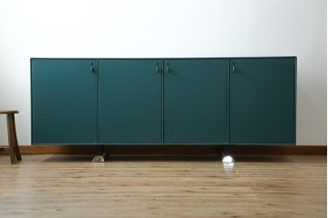 中古　美品　イタリア製　i4MARIANI(クアトロ・マリアーニ)　Guido Faleschini(グイド・ファレスキーニ)デザイン　DOLMEN(ドルメン)　本革(レザー)張りの独特の風合いが楽しめるおしゃれなサイドボード　定価約200万円　(R-079764)