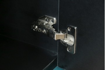 中古　美品　イタリア製　i4MARIANI(クアトロ・マリアーニ)　Guido Faleschini(グイド・ファレスキーニ)デザイン　DOLMEN(ドルメン)　本革(レザー)張りの独特の風合いが楽しめるおしゃれなサイドボード　定価約200万円　(R-079764)