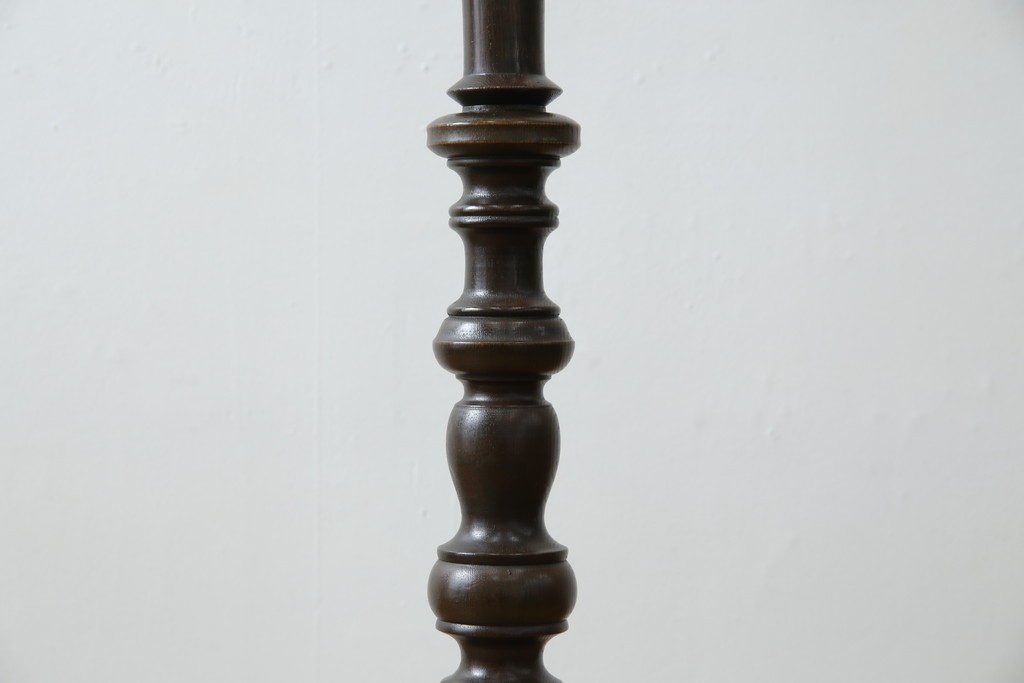 和製ヴィンテージ　大正ロマン　無垢材　挽き物脚とプリーツシェードが素敵なフロアスタンド　(R-079766)