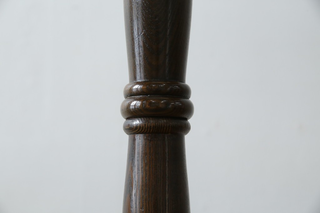 和製ヴィンテージ　大正ロマン　無垢材　挽き物脚とプリーツシェードが素敵なフロアスタンド　(R-079766)