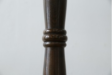 和製ヴィンテージ　大正ロマン　無垢材　挽き物脚とプリーツシェードが素敵なフロアスタンド　(R-079766)