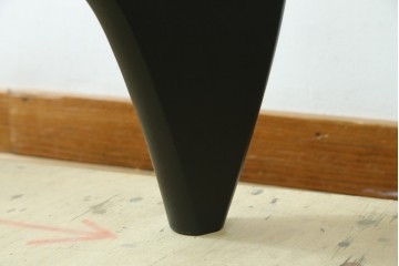 中古　リプロダクト品　イサム・ノグチ(Isamu Noguchi)　洗練されたモダンデザインが美しいセンターテーブル　(R-079767)