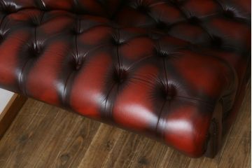 中古　イギリスハンドメイド　DISTINCTIVE CHESTERFIELDS(ディスティンクティブ・チェスターフィールド)　Blenheim(ブレナム)　Club Chair(クラブチェア)　本革(レザー)　主役級の存在感を放つ一人掛けソファ(1P、アームソファ、英国)(R-079768)