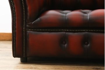 中古　イギリスハンドメイド　DISTINCTIVE CHESTERFIELDS(ディスティンクティブ・チェスターフィールド)　Blenheim(ブレナム)　Club Chair(クラブチェア)　本革(レザー)　主役級の存在感を放つ一人掛けソファ(1P、アームソファ、英国)(R-079768)