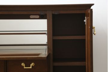 中古　美品　maruni(マルニ木工)　地中海シリーズ　引き出し4杯付き　照明と鏡付きで素敵なディスプレイが叶うサイドボード118(サイドキャビネット、飾り棚、収納棚、戸棚)(定価約29万円)(R-079770)