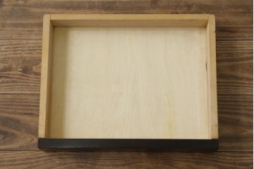 中古　北海道民芸家具　品のあるクラシカルなデザインが魅力的な電話台(サイドテーブル、ナイトテーブル、花台、飾り台、収納棚)(R-079772)