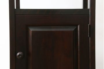 中古　北海道民芸家具　品のあるクラシカルなデザインが魅力的な電話台(サイドテーブル、ナイトテーブル、花台、飾り台、収納棚)(R-079772)