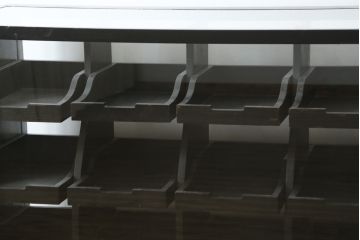 和製ビンテージ　特注!!　ペイント仕上げ限定　黒いペイントが男前でカッコいいシャツケース(ガラスケース、Gケース、ショーケース、陳列棚、飾り棚、店舗什器、ヴィンテージ)(R-079773)