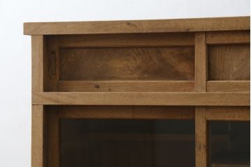 和製アンティーク　側面引き出しのユニークデザイン!木味が趣あふれる関東水屋箪笥(食器棚、収納棚、戸棚、キャビネット、重ね箪笥、茶棚、引き出し)(R-079774)