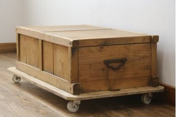 和製アンティーク　木味が趣あふれる関東水屋箪笥ローボード(ローチェスト、引き出し)(R-079776)