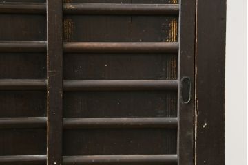 和製アンティーク　京都産　透かしの意匠がお洒落な和の趣溢れる三尺水屋箪笥(食器棚、収納棚、戸棚、キャビネット、重ね箪笥、店舗什器)(R-079784)