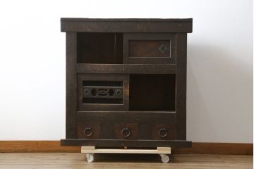 和製アンティーク　京都産　透かしの意匠がお洒落な和の趣溢れる三尺水屋箪笥サイドボード(食器棚、収納棚、戸棚、キャビネット、店舗什器)(R-079785)