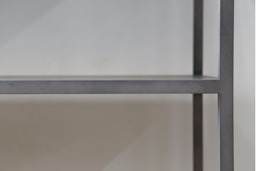 中古　ヨーロッパ　ブランド家具　特注　オーダー品!!　美しいシルエットのアイアンラック(オープンラック、シェルフ、店舗什器、飾り棚、陳列棚)(製作費約30万円)(R-079792)