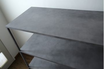 中古　ヨーロッパ　ブランド家具　特注　オーダー品!!　美しいシルエットのアイアンラック(オープンラック、シェルフ、店舗什器、飾り棚、陳列棚)(製作費約30万円)(R-079792)
