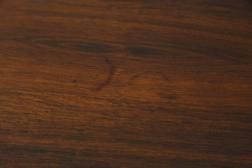 イギリスヴィンテージ　A.H.McIntosh(マッキントッシュ)社　深みある木の色合いが魅力のサイドボード　(R-079793)