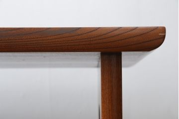 中古　美品!!　高級指物工芸家具　総欅(ケヤキ)材　漆塗り　重厚な佇まいが魅力の飾り棚(茶棚、収納棚、戸棚、サイドボード)(R-079794)