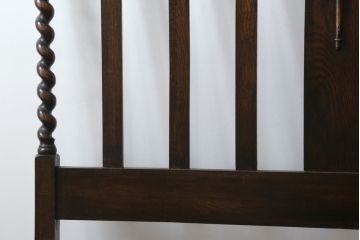 イギリスアンティーク　オーク材　ツイストレッグがエレガントな雰囲気を高めるベッドフレーム(木製フレーム、英国)(R-079797)
