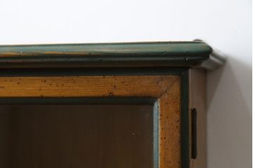 中古　バロッサバレンティ(VARO,S.A. VALENTI)　スペースを有効活用できるウォールキャビネット(壁掛け収納棚、戸棚、吊り棚、引き出し)(R-079798)