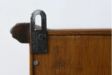 中古　バロッサバレンティ(VARO,S.A. VALENTI)　スペースを有効活用できるウォールキャビネット(壁掛け収納棚、戸棚、吊り棚、引き出し)(R-079798)