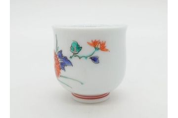 重要無形文化財　人間国宝　十三代 酒井田柿右衛門　有田焼　錦　菊鳥文　佳宴を盛り上げる酒器セット(とっくり、徳利、おちょこ、御猪口、ぐい呑み、和食器、共箱付き、裏印、花押)(R-079800)