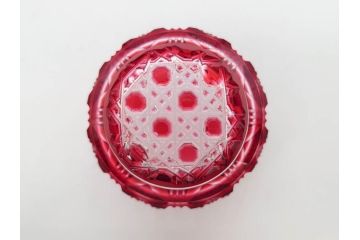 尚古集成館監修　復元　島津薩摩切子　色被せガラス　鮮やかな色彩が美しい猪口3客セット(ガラス、硝子、御猪口、おちょこ、蕎麦猪口、ぐい呑み、盃、杯、酒器、共箱付き、ウコン布付き)(R-079804)