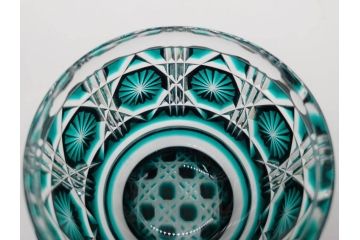 尚古集成館監修　復元　島津薩摩切子　色被せガラス　鮮やかな色彩が美しい猪口3客セット(ガラス、硝子、御猪口、おちょこ、蕎麦猪口、ぐい呑み、盃、杯、酒器、共箱付き、ウコン布付き)(R-079804)