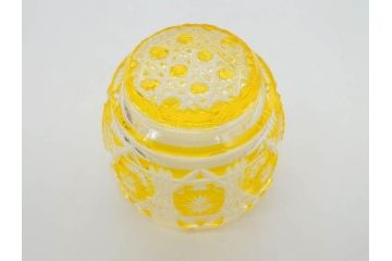 尚古集成館監修　復元　島津薩摩切子　色被せガラス　鮮やかな色彩が美しい猪口3客セット(ガラス、硝子、御猪口、おちょこ、蕎麦猪口、ぐい呑み、盃、杯、酒器、共箱付き、ウコン布付き)(R-079804)