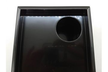 慶塚作　輪島塗　花筏蒔絵　雅な佇まいの茶筥(紅葉、もみじ、桜、さくら、金彩、茶箱、棗、香合、茶筅筒、木製、漆器、漆芸、煎茶道具、茶器、茶道具、野点、共箱付き)(R-079807)