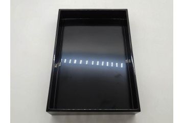 慶塚作　輪島塗　花筏蒔絵　雅な佇まいの茶筥(紅葉、もみじ、桜、さくら、金彩、茶箱、棗、香合、茶筅筒、木製、漆器、漆芸、煎茶道具、茶器、茶道具、野点、共箱付き)(R-079807)