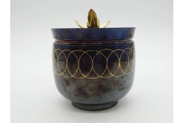 彫金家 信田洋　K20(20金)　赤銅　金象嵌　高い品格を感じる香炉(香爐、仏具、茶道具、裏印、共箱付き)(R-079808)