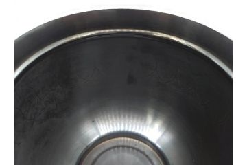 彫金家 信田洋　K20(20金)　赤銅　金象嵌　高い品格を感じる香炉(香爐、仏具、茶道具、裏印、共箱付き)(R-079808)