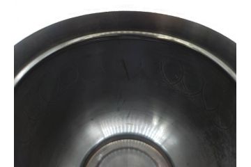 彫金家 信田洋　K20(20金)　赤銅　金象嵌　高い品格を感じる香炉(香爐、仏具、茶道具、裏印、共箱付き)(R-079808)