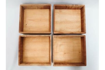 大正〜昭和初期　欅(ケヤキ)材　木の温もりを感じる四段重(四段重箱、お重、外箱付き)(R-079809)