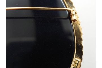 カメオ　ユニコーン　750フレーム(18金・K18)　幻想的な美しさのあるペンダントトップ(Lo Scrigno、ブローチ、ゴールド、ファッション小物、アクセサリー、共箱付き、フィレンツェ)(R-079811)