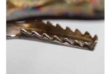信田洋　Silver(シルバー)　龍馬 タイピン/鼓形 蓋置/陶彫 蛙 高さ 約5cm　匠の優れた技芸を堪能できる置物・蓋置・タイピンセット(銀、かえる、カエル、ネクタイ留め、アクセサリー、茶道具、煎茶道具、茶器、オブジェ、ディスプレイ、共箱付き)(R-079813)