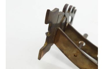 古銅　筆架　真鍮　書道具　上品な雰囲気の筆立て(中国?、ペン立て)(R-079815)