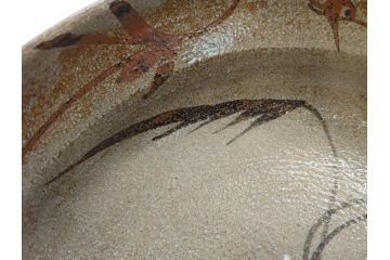 中里重利　絵唐津　約22cm　7.3寸　優美なフォルムが目を引く鉢(唐津焼、鳥、植物、深皿、和皿、中皿、変形皿、和食器、裏印、共箱付き、七寸三分)(R-079817)